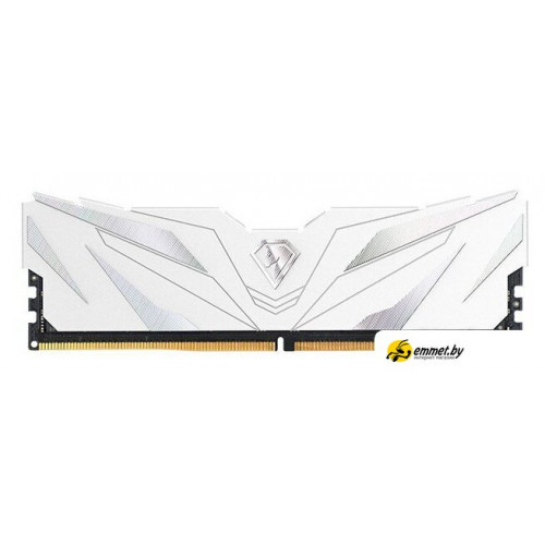 Оперативная память Netac Shadow II White 16ГБ DDR5 6000 МГц NTSWD5P60SP-16W