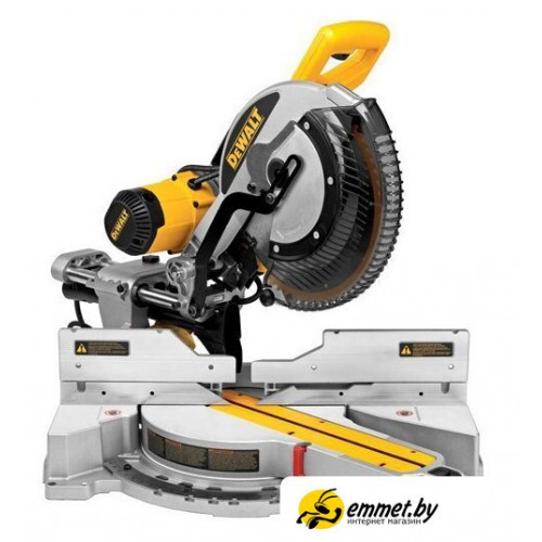 Торцовочная пила DeWalt DWS780