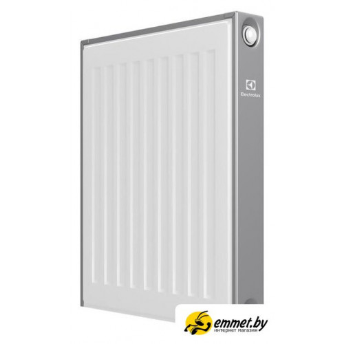 Стальной панельный радиатор Electrolux Compact C22-500-400 (RAL9016)